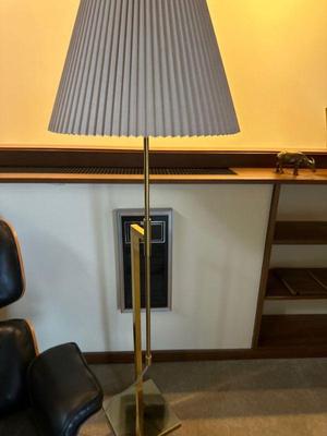 Floor lamps