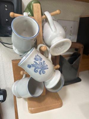 mugs