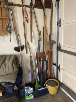 Lawn care tools