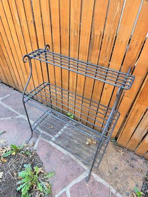 plant stand

