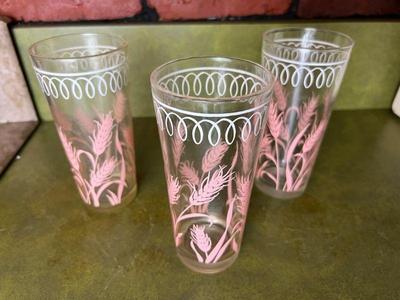Set Of Three Vintage Pink Wheat Pattern Tumblers
