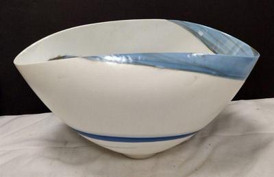 ITALIAN ART GLASS BOWL
