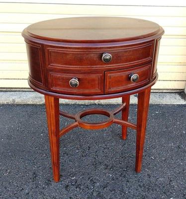 Bombay Furniture oval end table