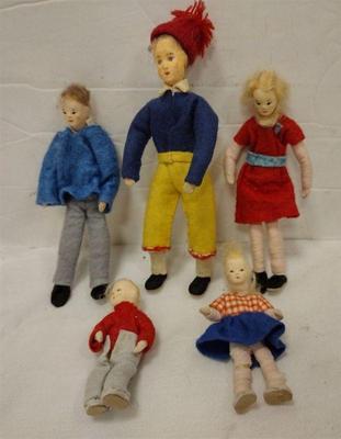 GERMAN ANTIQUE BENDABLE DOLLS