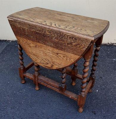 GATE LEG TABLE