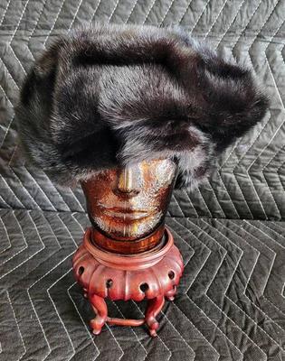 Vintage mink beret