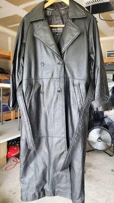 Vintage wilsons black leather trench coat
