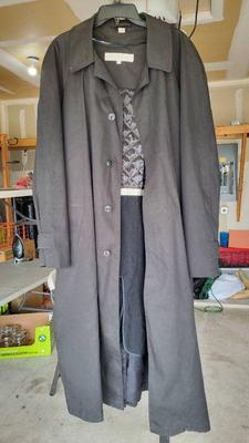 Vintage mens perry ellis trench coat