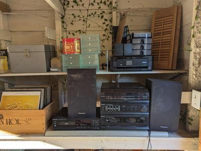 Working stereo with turntable & CD player