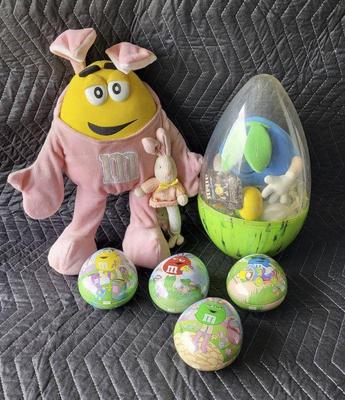 Vintage m m easter characters