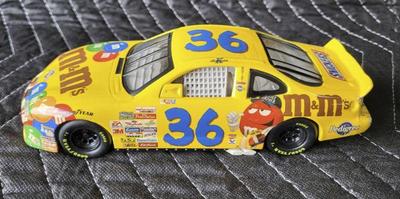 Vintage 1998 m m nascar 36 ernie irvan car