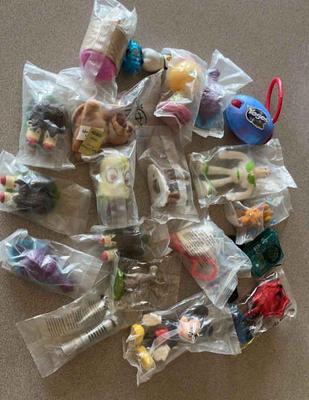 Kellogg general mills cereal toys