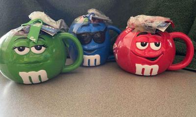 M matms mugs