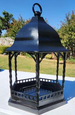 Outdoor feeder