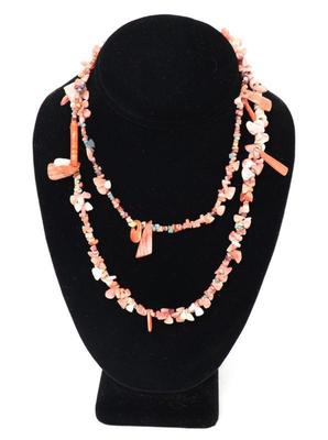 Lot 250 vintage native american coral necklace