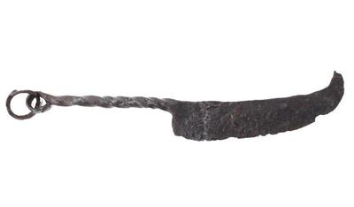 Lot 109 authentic viking woman s iron knife, 793 ce 1066 ce