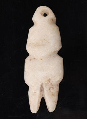 Lot 198 translucent mexcala axe god figure pendant
