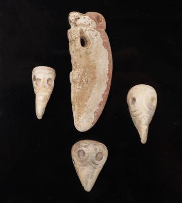 Lot 197 pre columbian avian iguana form pendant collection