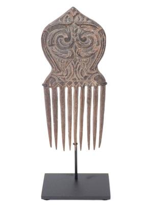 Lot 315 beautiful wood carved indonesian comb