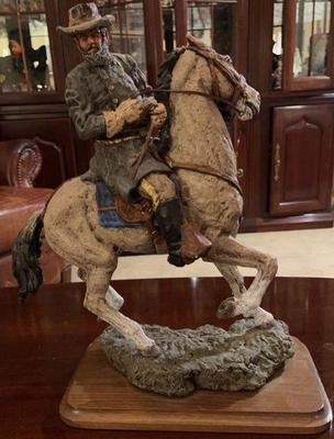 Confederate horse soldier