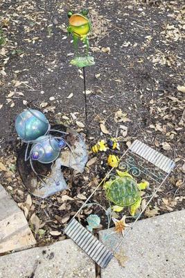 Metal yard decor