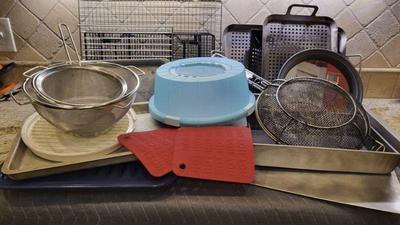 Baking and more mystery lot