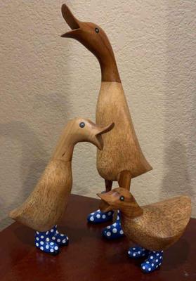 Dcuk co carved ducks