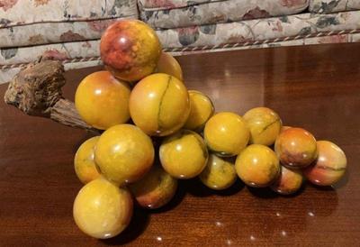 Mcm golden alabaster grapes