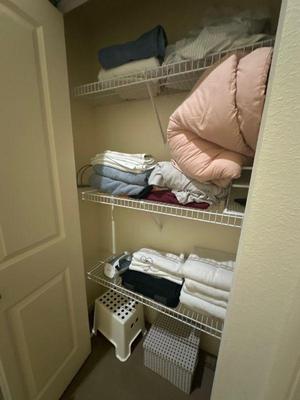 Linens & blankets
