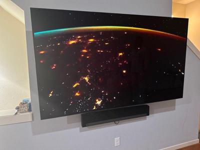 75" LG Smart TV