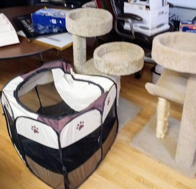 Pet Playpen & Cat Trees