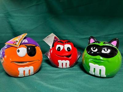 M m halloween candycookie jar 1