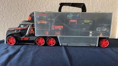 Vintage fastlane automobile carrier