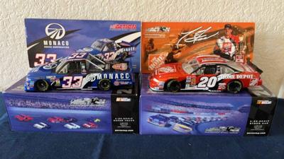 Action collectable tony stewart truck stock car