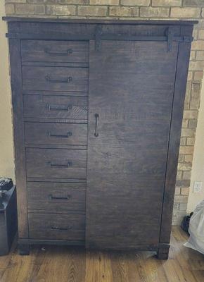 Sliding door wood chest