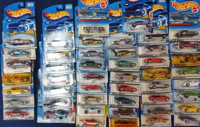 Hot wheels street machines race cars mystery