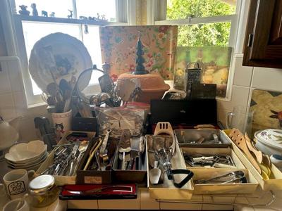 Estate sale photo
