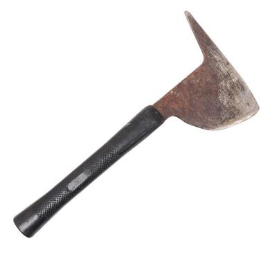 Lot 10 wwii bomber crash crew axe usaaf