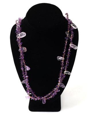 Lot 136 lovely amethyst chip seed bead necklace