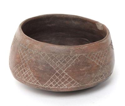 Lot 204 pre columbian incised bowl