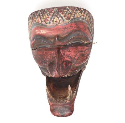 Lot 256 javanese wood carved cakil mask