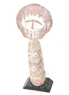 Lot 407 african wood ashanti fertility doll