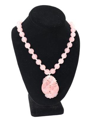 Lot 161 chinese rose quartz pendant necklace