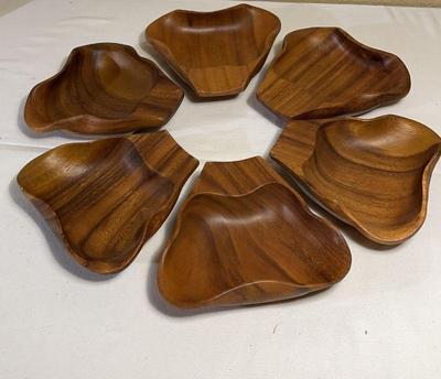 Vintage monkey pod chip dip petals