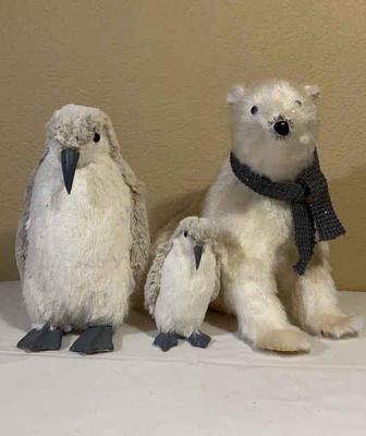 Artic christmas polar bear penguins