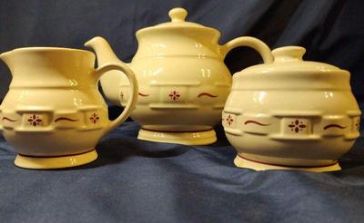 Longaberger tea pot creamer & sugar bowl