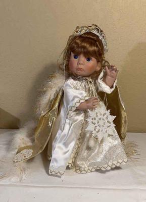 Vintage lee middleton christmas angel 1994