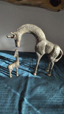 Brass giraffe wcalf