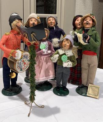 Byers choice carolers group #1