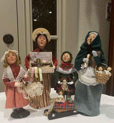 Byers choice carolers doll maker & seamstress